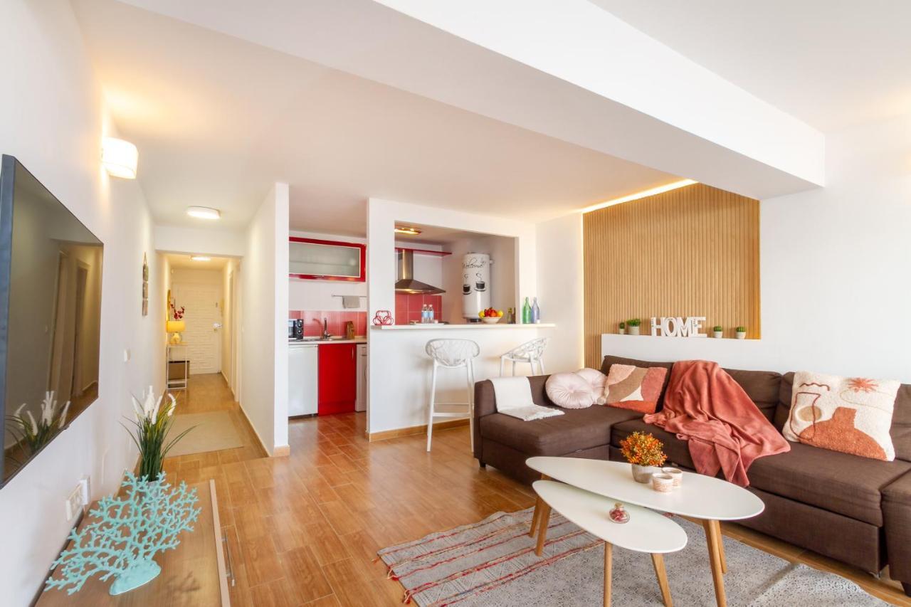 Marbella Banus Suites - Marbella Beach Front Suite Apartment Екстер'єр фото