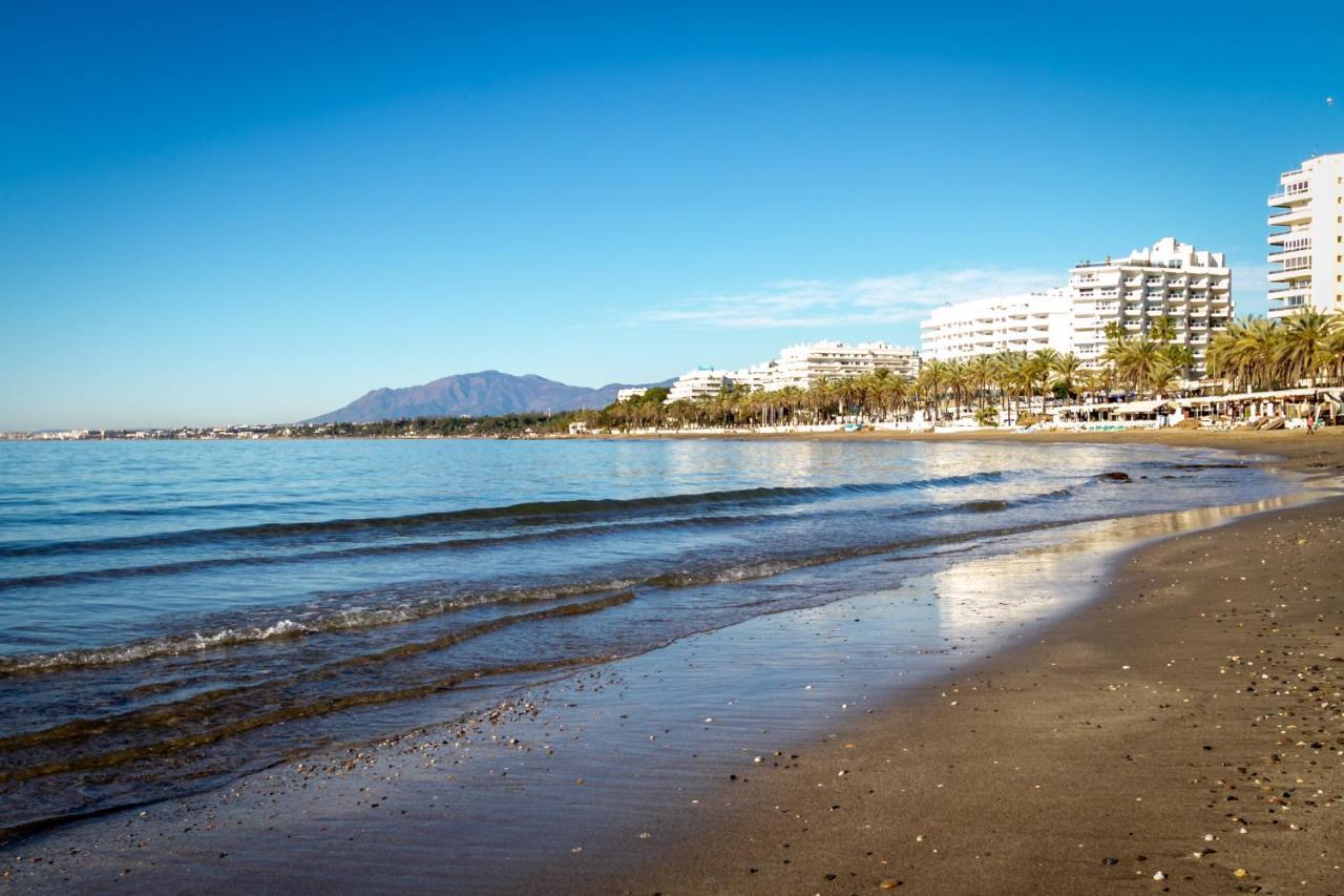Marbella Banus Suites - Marbella Beach Front Suite Apartment Екстер'єр фото